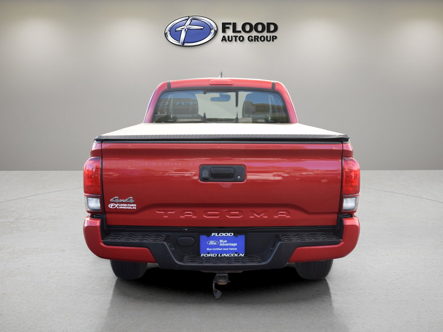 Used 2018 Toyota Tacoma SR w/ SR Convenience Package AWD/4WD image 5