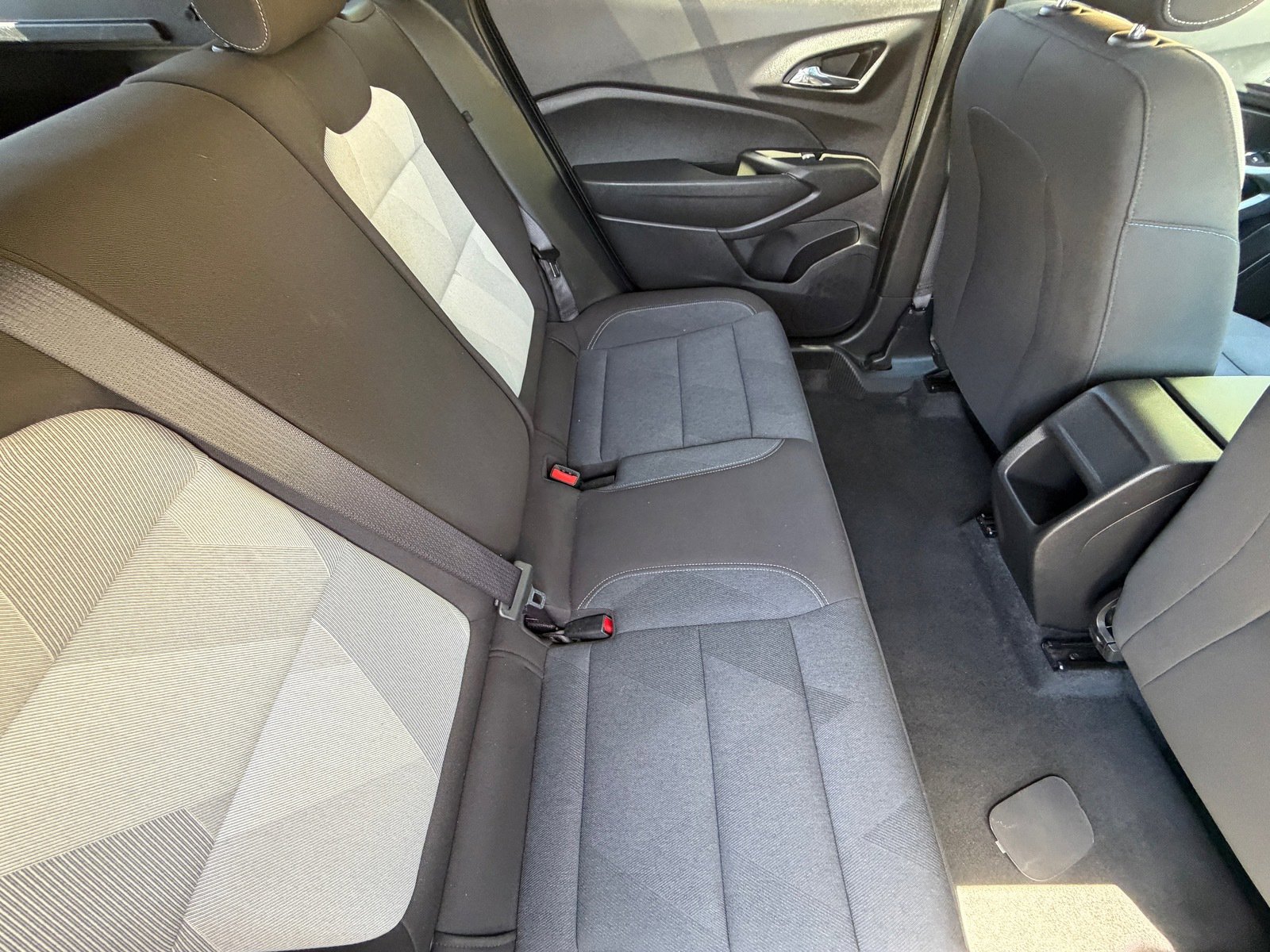 Used 2025 Chevrolet Trax LS image 12