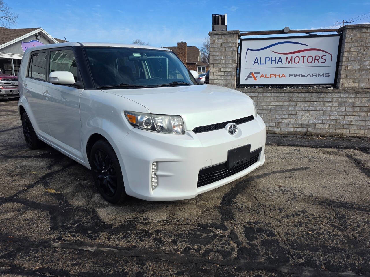 Used 2014 Scion xB Release Series 10.0 image 1