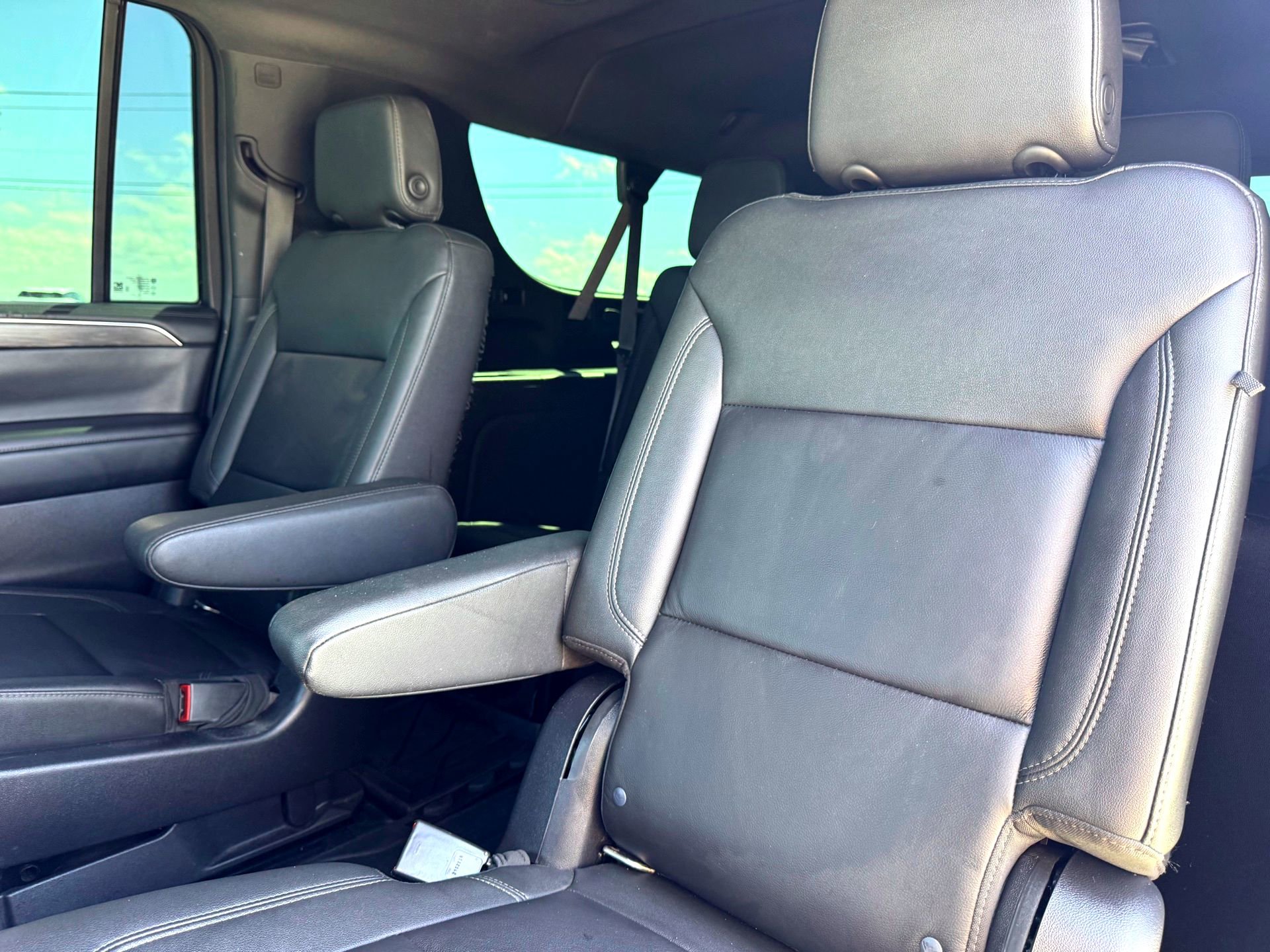 Used 2022 Chevrolet Suburban Z71 AWD/4WD image 18