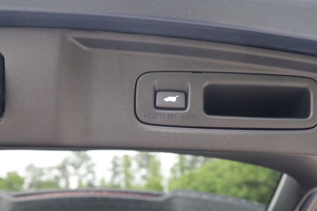 Used 2025 Honda CR-V Sport-L image 17