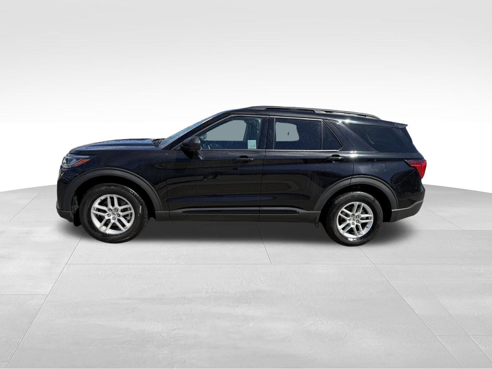Used 2026 Ford Explorer Active RWD image 6