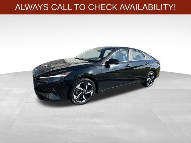 Used 2022 Hyundai Elantra SEL w/ Convenience + Premium Package FWD image 3
