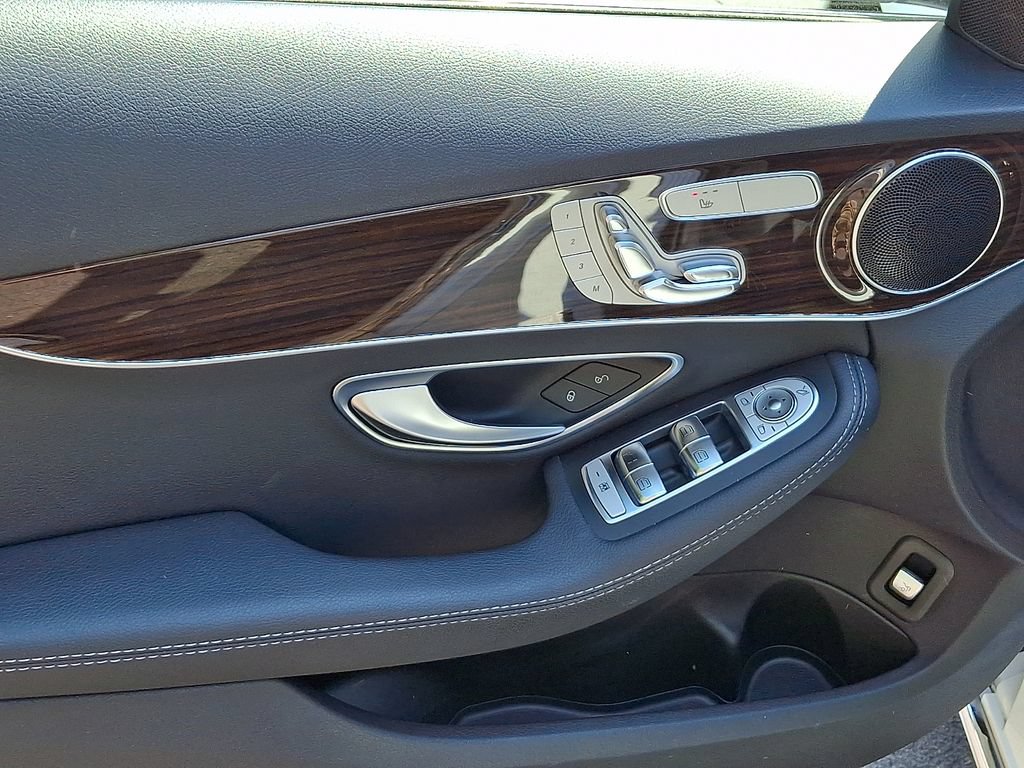 Used 2019 Mercedes-Benz C 300 4MATIC Sedan image 18