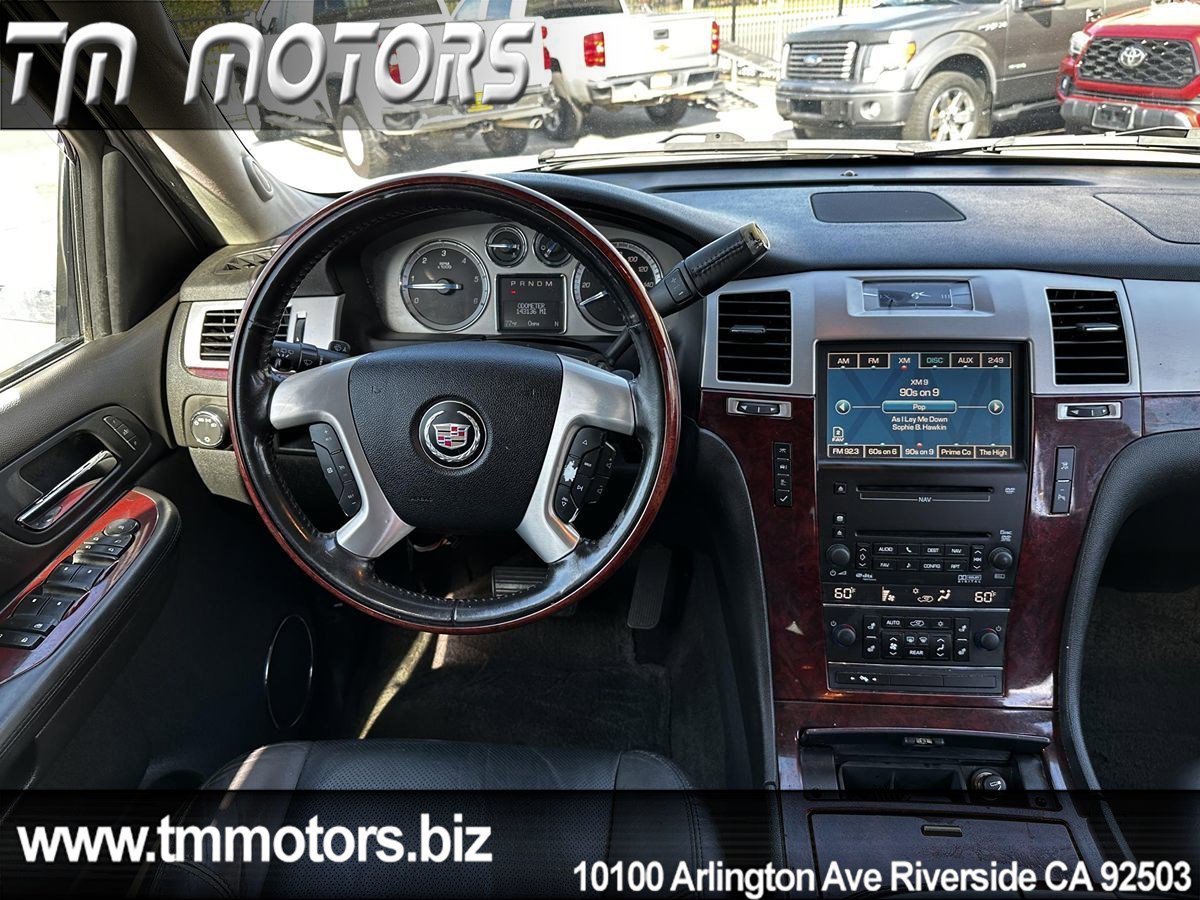 Used 2009 Cadillac Escalade 2WD image 13