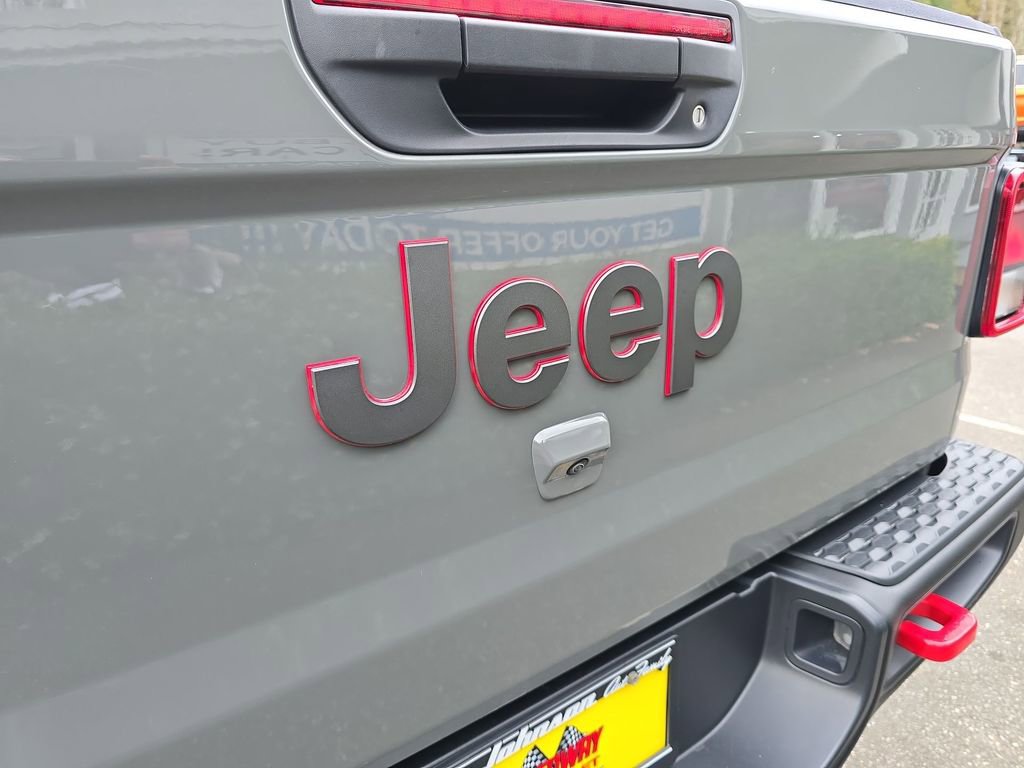 Used 2023 Jeep Gladiator Rubicon w/ Cold Weather Group image 33