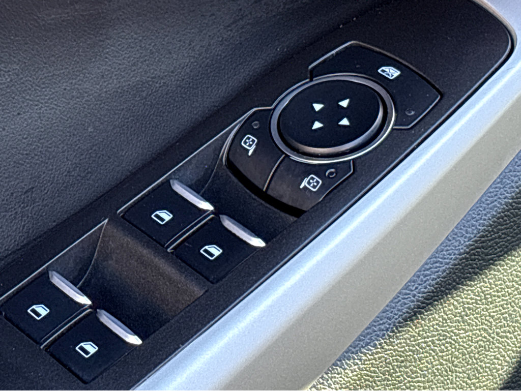 Used 2024 Ford Explorer XLT w/ Equipment Group 202A image 17