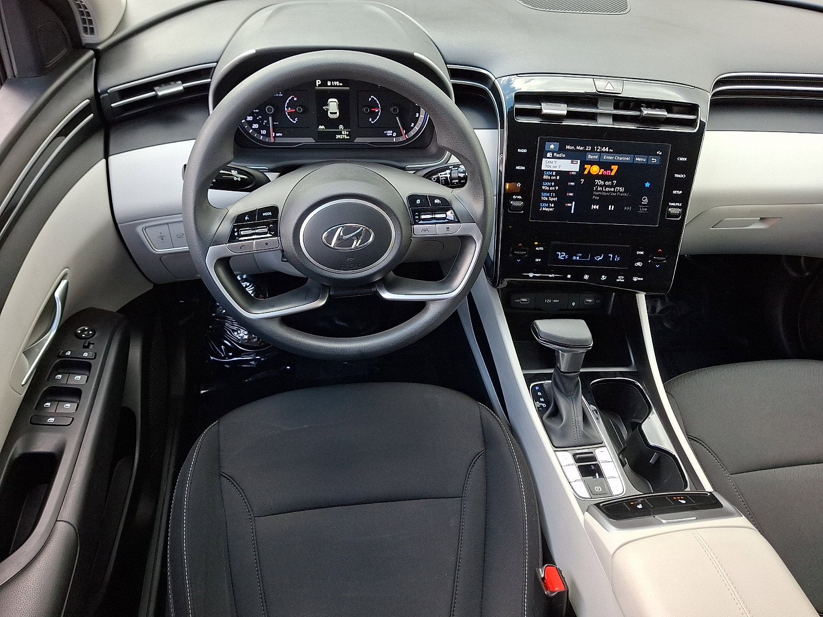 Used 2024 Hyundai Tucson SEL image 11