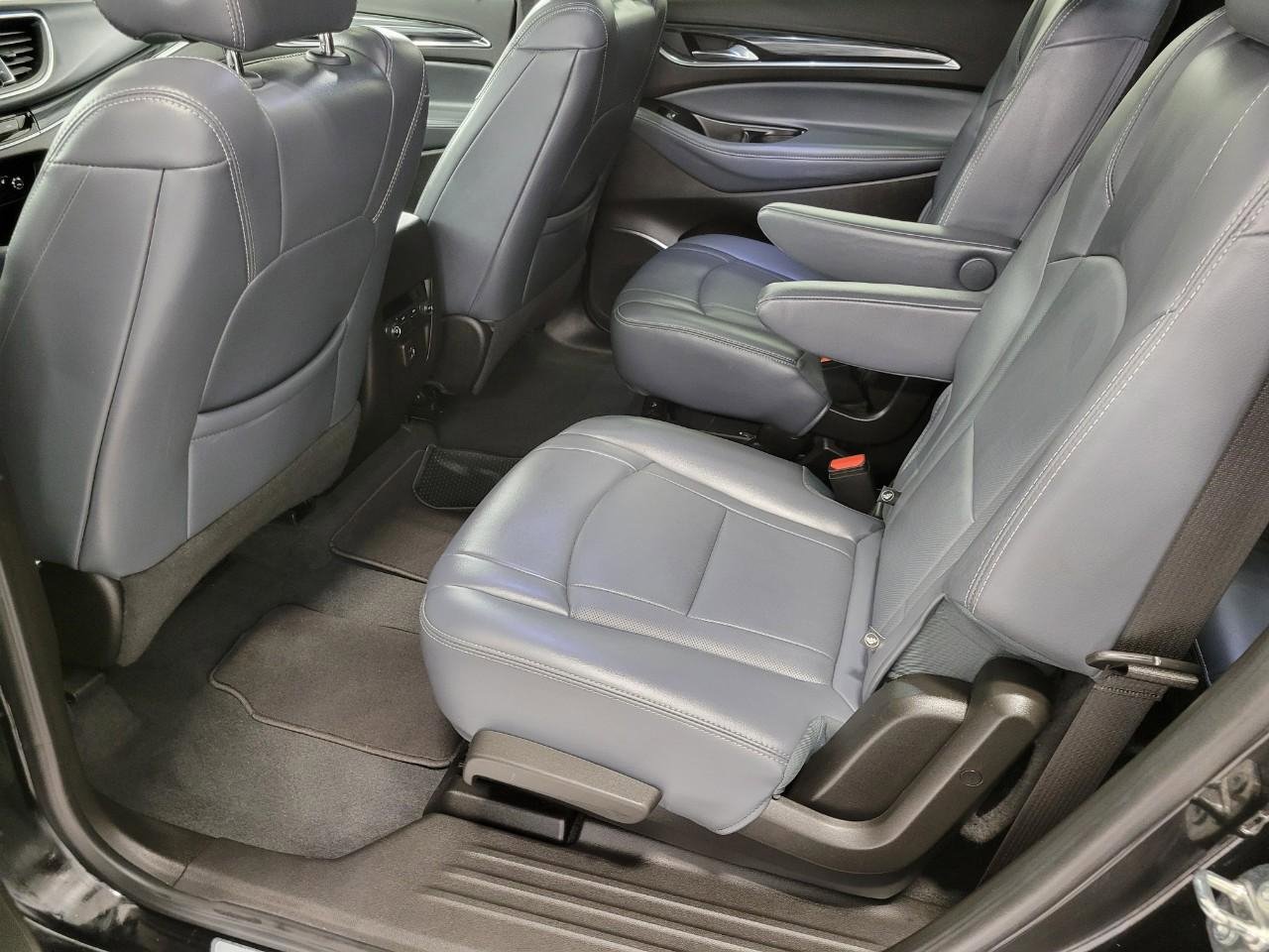 Used 2023 Buick Enclave Essence w/ Experience Buick Package image 21