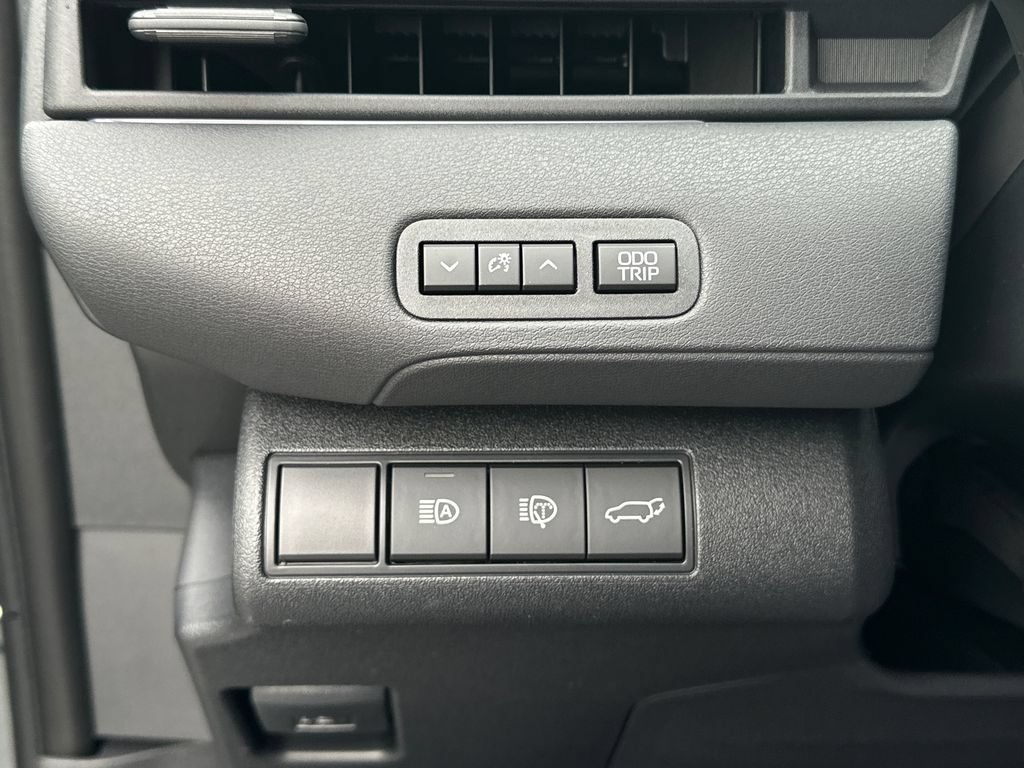 New 2026 Toyota C-HR AWD/4WD image 20