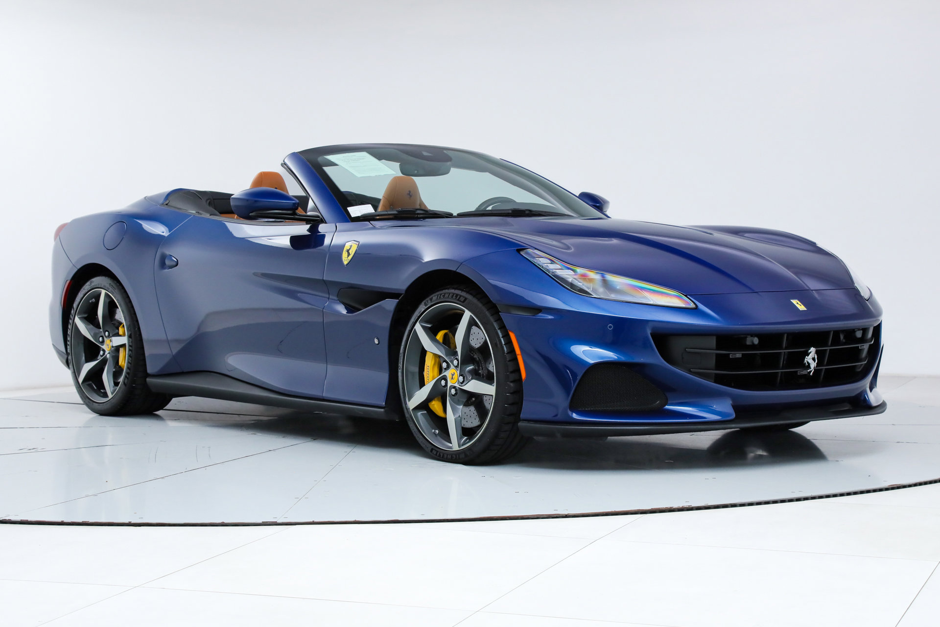 Certified 2023 Ferrari Portofino M image 3