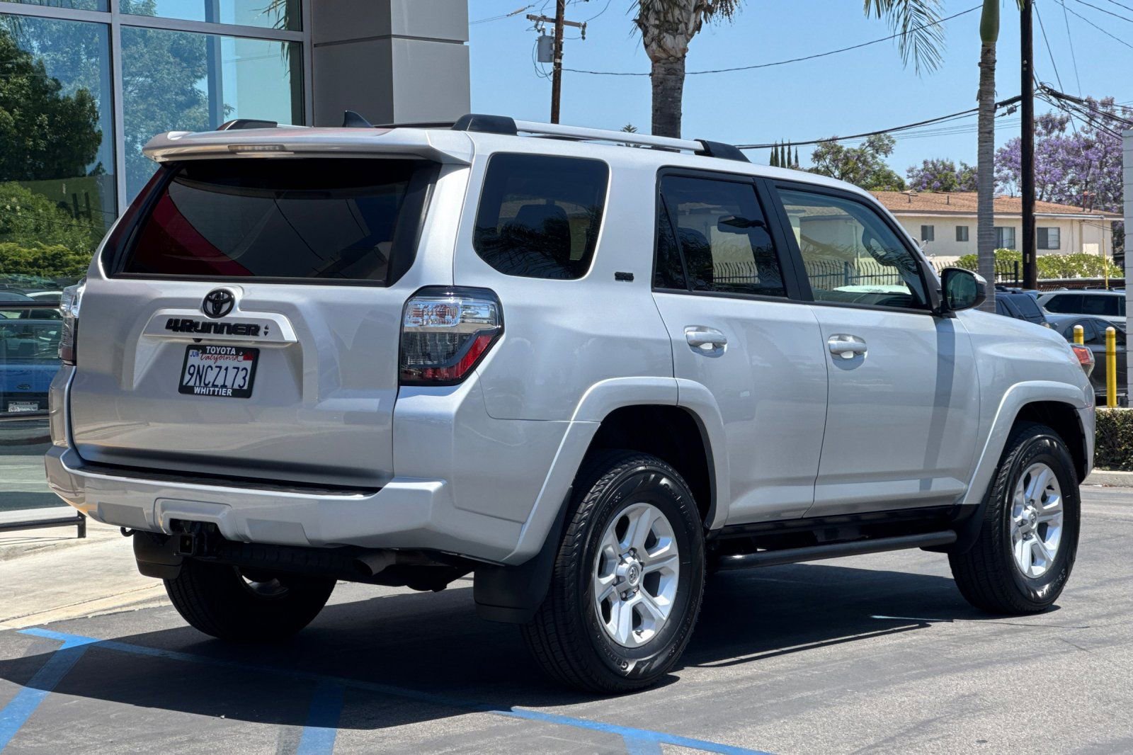 Used 2024 Toyota 4Runner SR5 AWD/4WD image 5