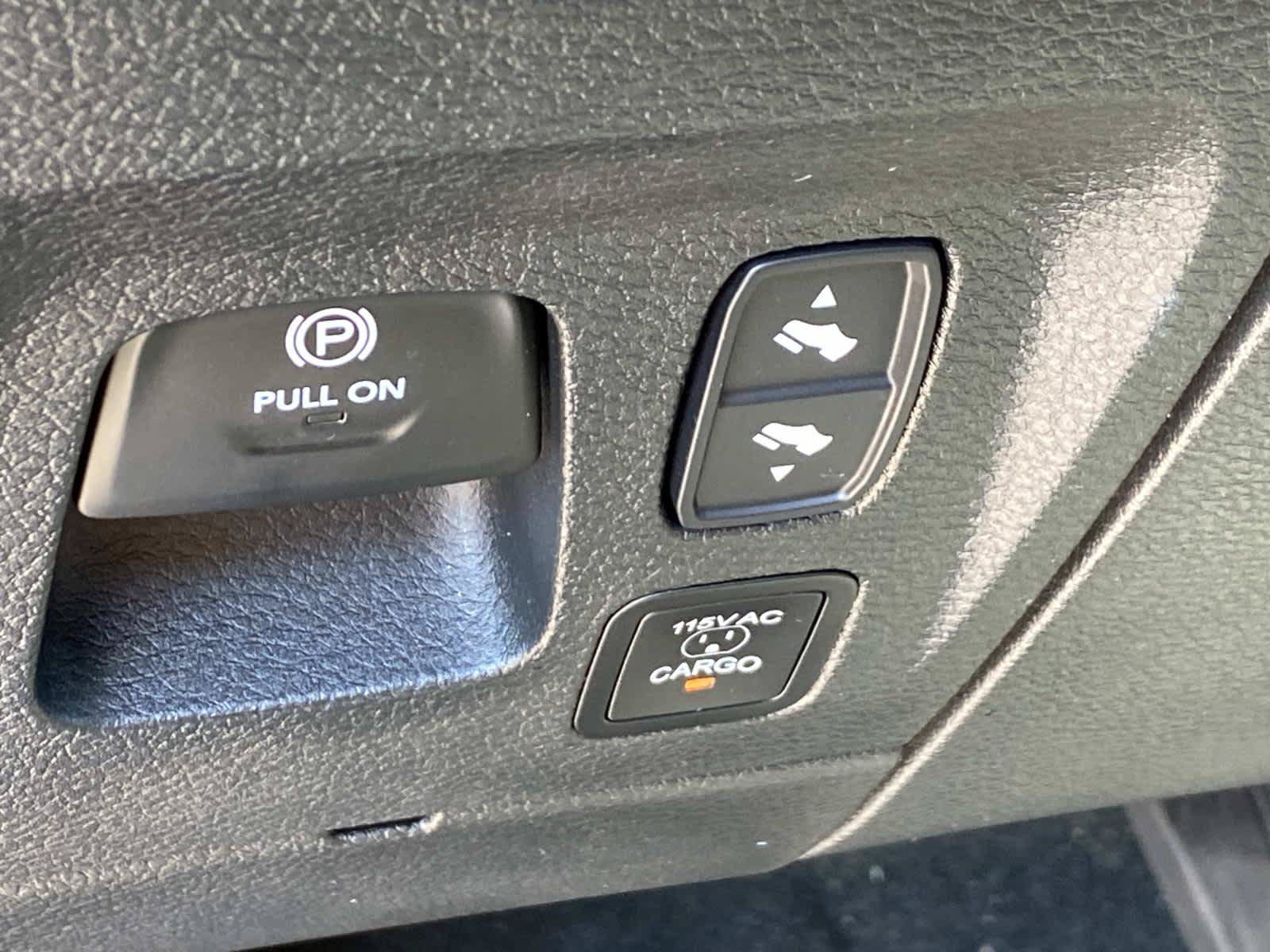 Certified 2024 RAM 1500 Limited w/ Night Edition AWD/4WD image 31