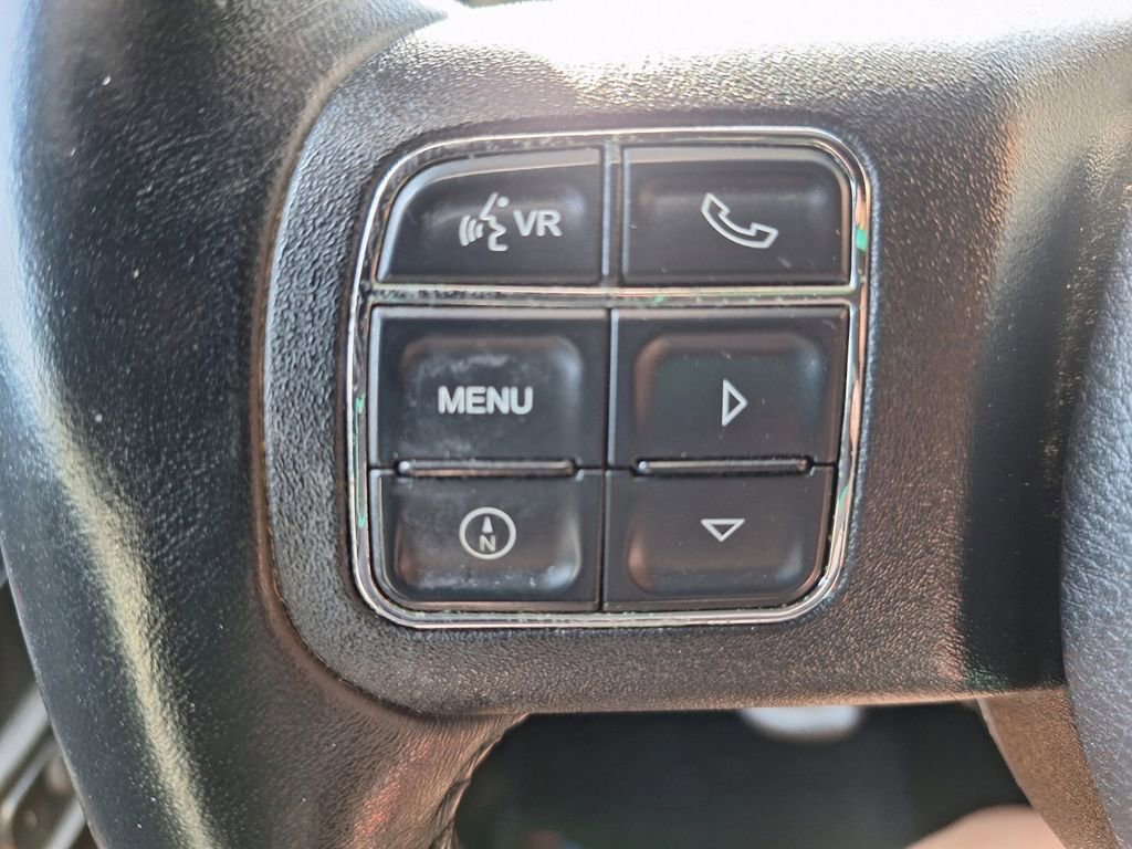 Used 2016 Jeep Wrangler Unlimited Sahara image 12