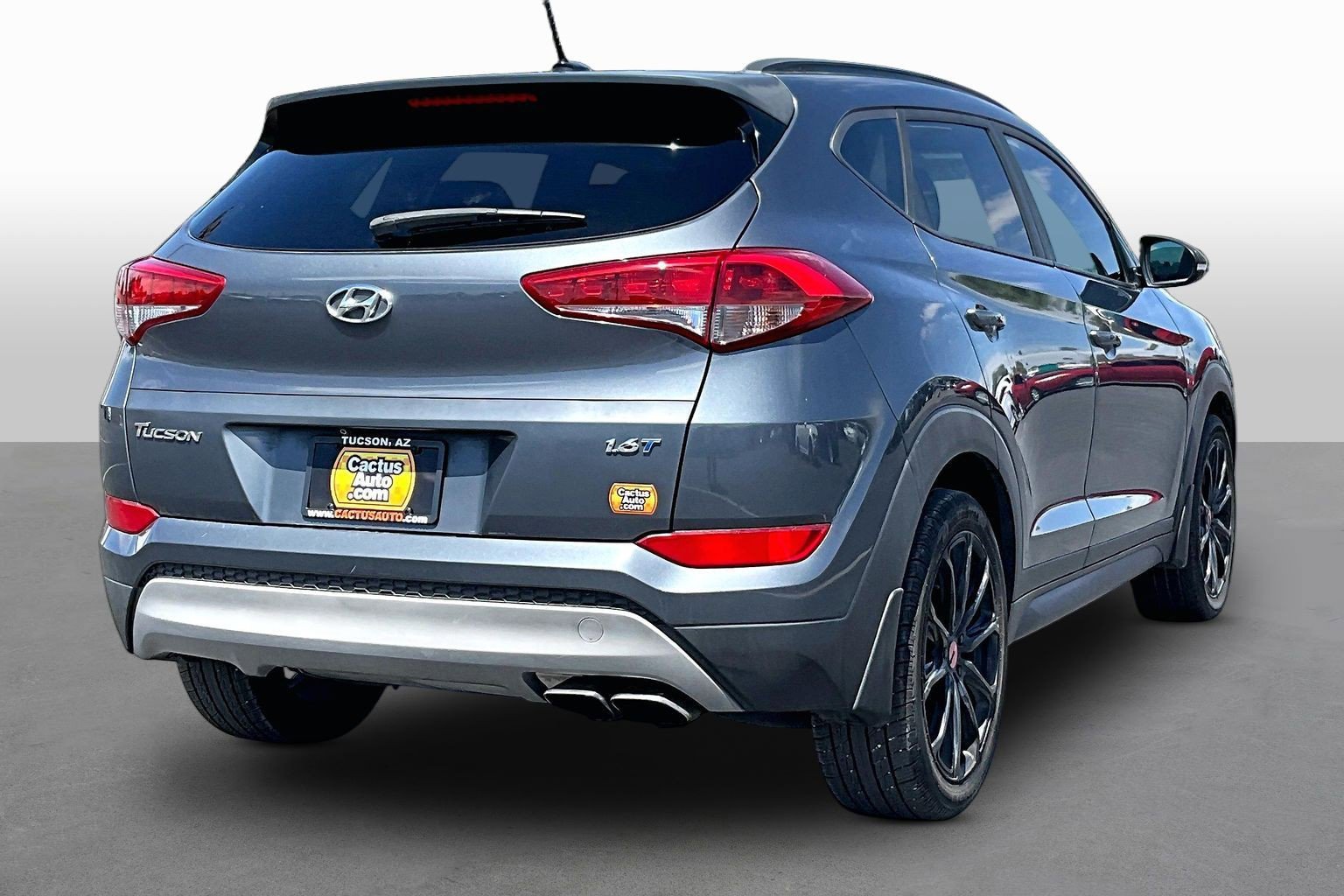 Used 2017 Hyundai Tucson Night FWD image 2