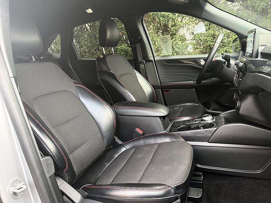 Used 2024 Ford Escape ST-Line image 20