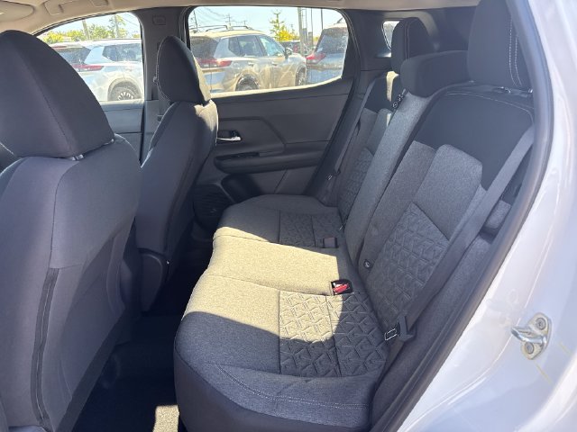 New 2027 Nissan Kicks SV w/ Cold Weather Package FWD image 14