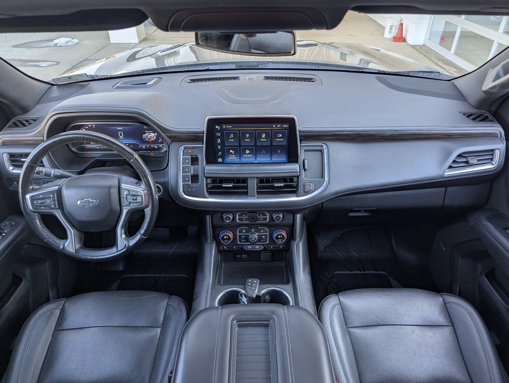 Used 2022 Chevrolet Suburban Z71 w/ Luxury Package image 28