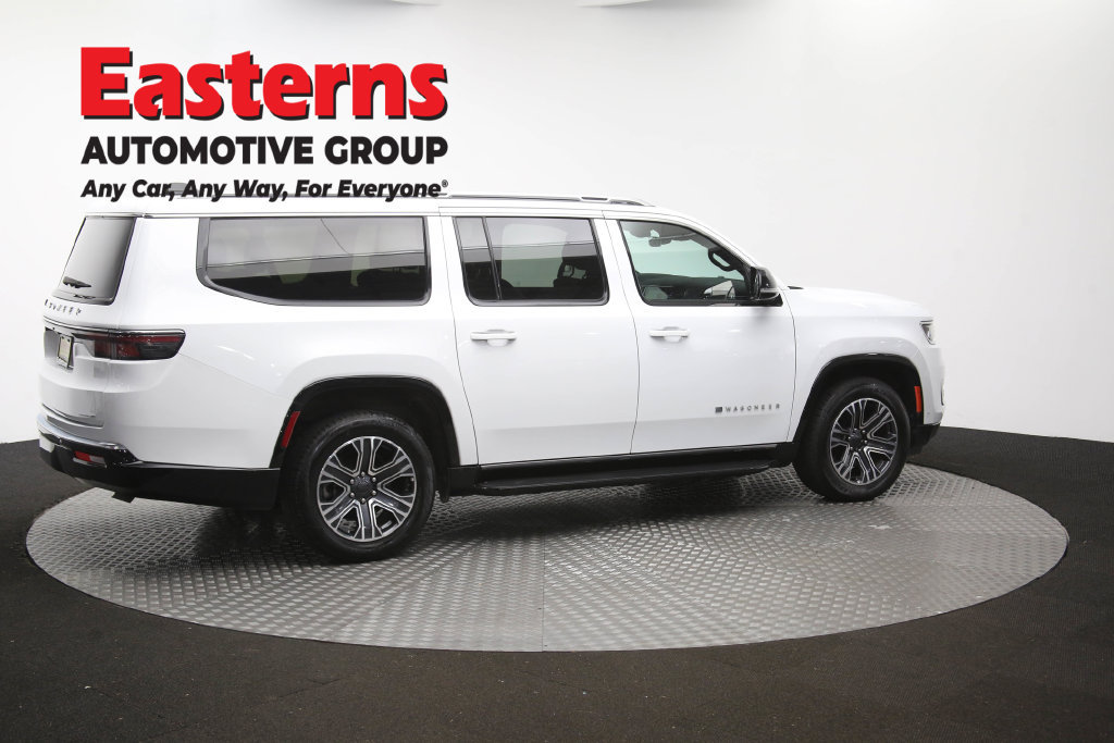 Used 2024 Jeep Wagoneer L Series II w/ Flexible Seating Group AWD/4WD image 51