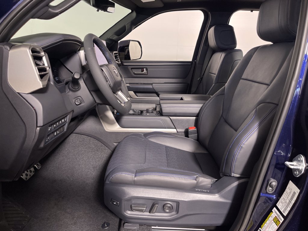 New 2026 Toyota Tundra Platinum w/ TRD Off-Road Package AWD/4WD image 12
