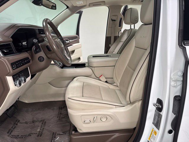 Used 2022 GMC Yukon Denali AWD/4WD image 16