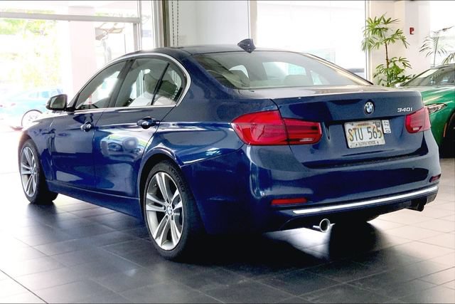 Used 2016 BMW 340i Sedan RWD image 5