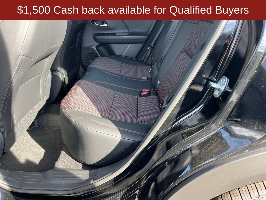 New 2026 Nissan Kicks SR w/ Cold Weather Package image 19