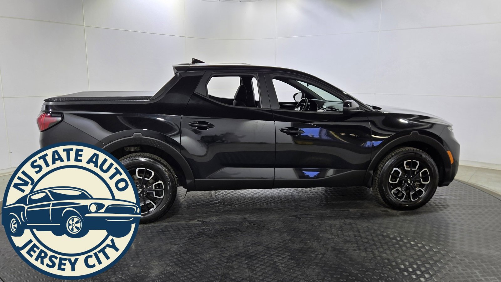 Used 2022 Hyundai Santa Cruz SEL image 8