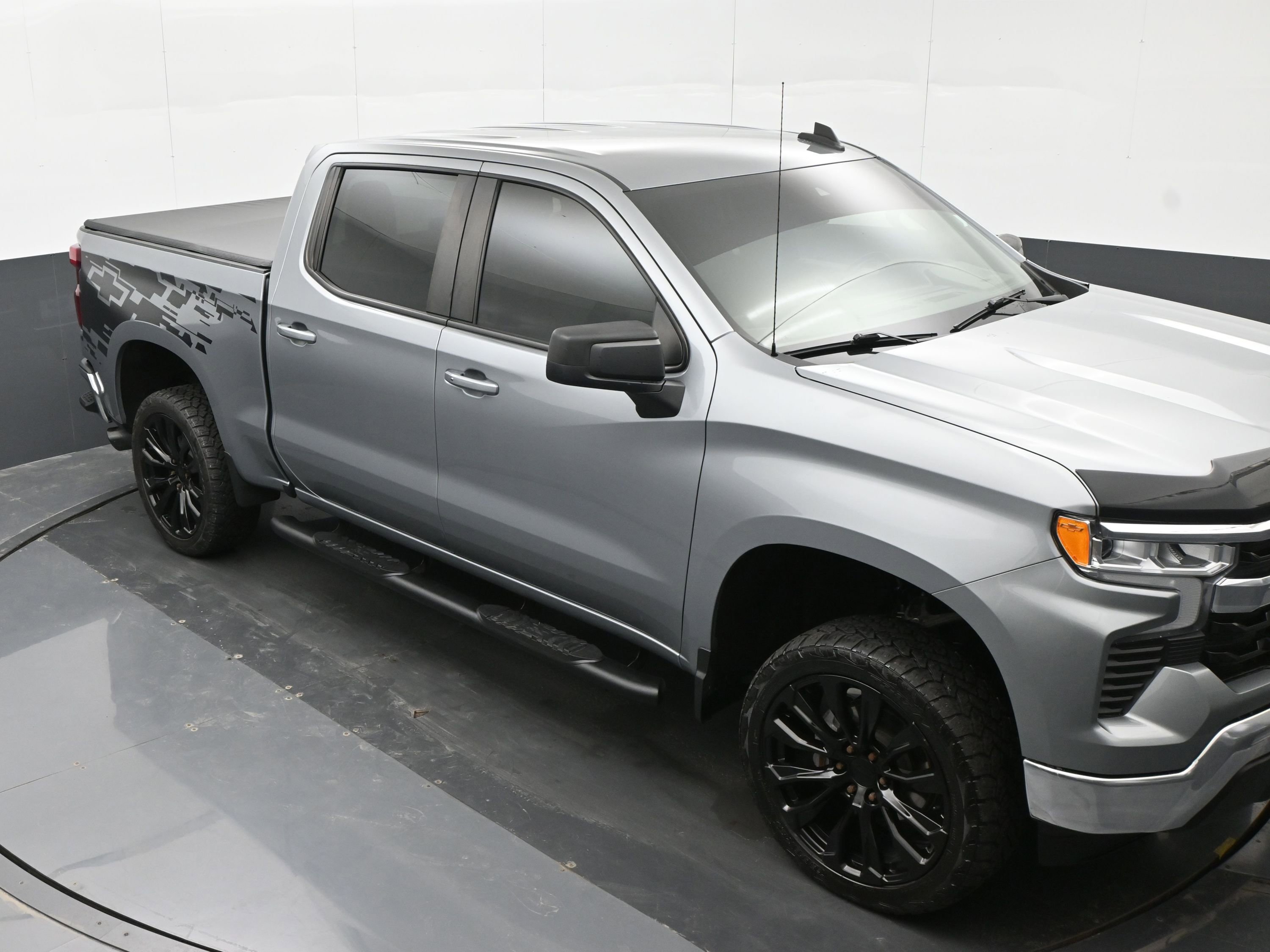 Used 2023 Chevrolet Silverado 1500 LT w/ Protection Package image 27