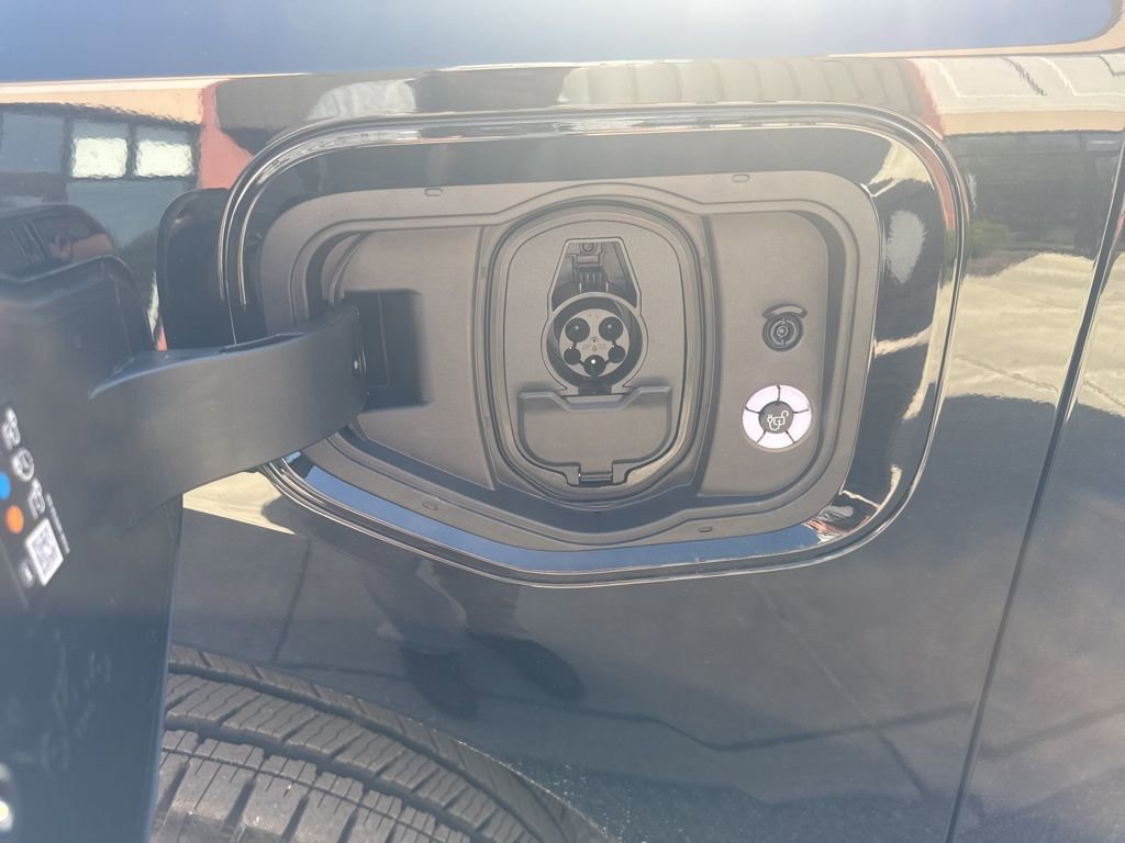 New 2025 Ford F150 Lightning Platinum image 14