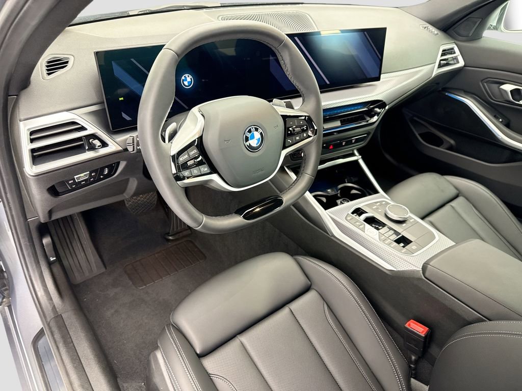 Certified 2025 BMW 330i Sedan w/ Convenience Package RWD image 9