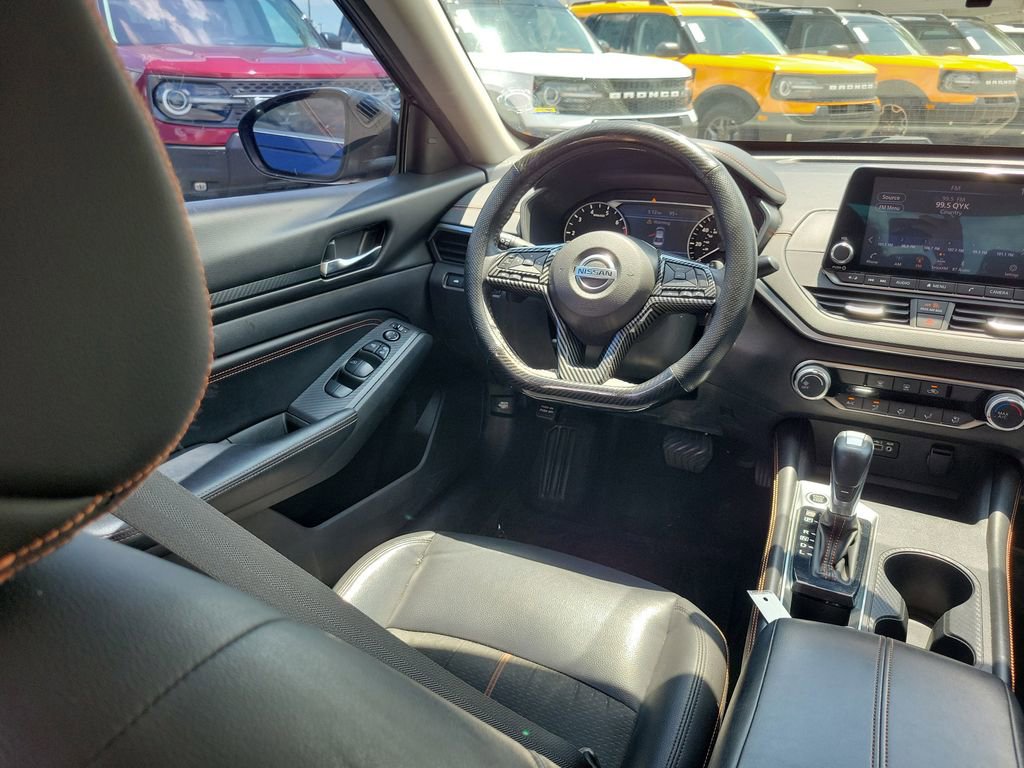 Used 2019 Nissan Altima 2.5 SR FWD image 13