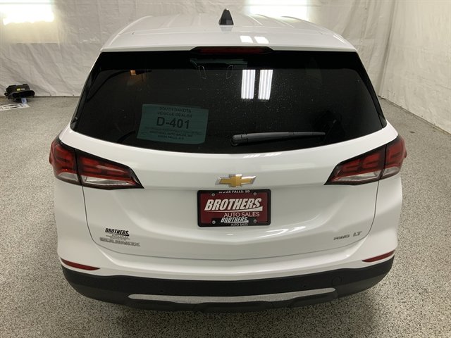 Used 2023 Chevrolet Equinox LT w/ LPO, Floor Liner Package image 6
