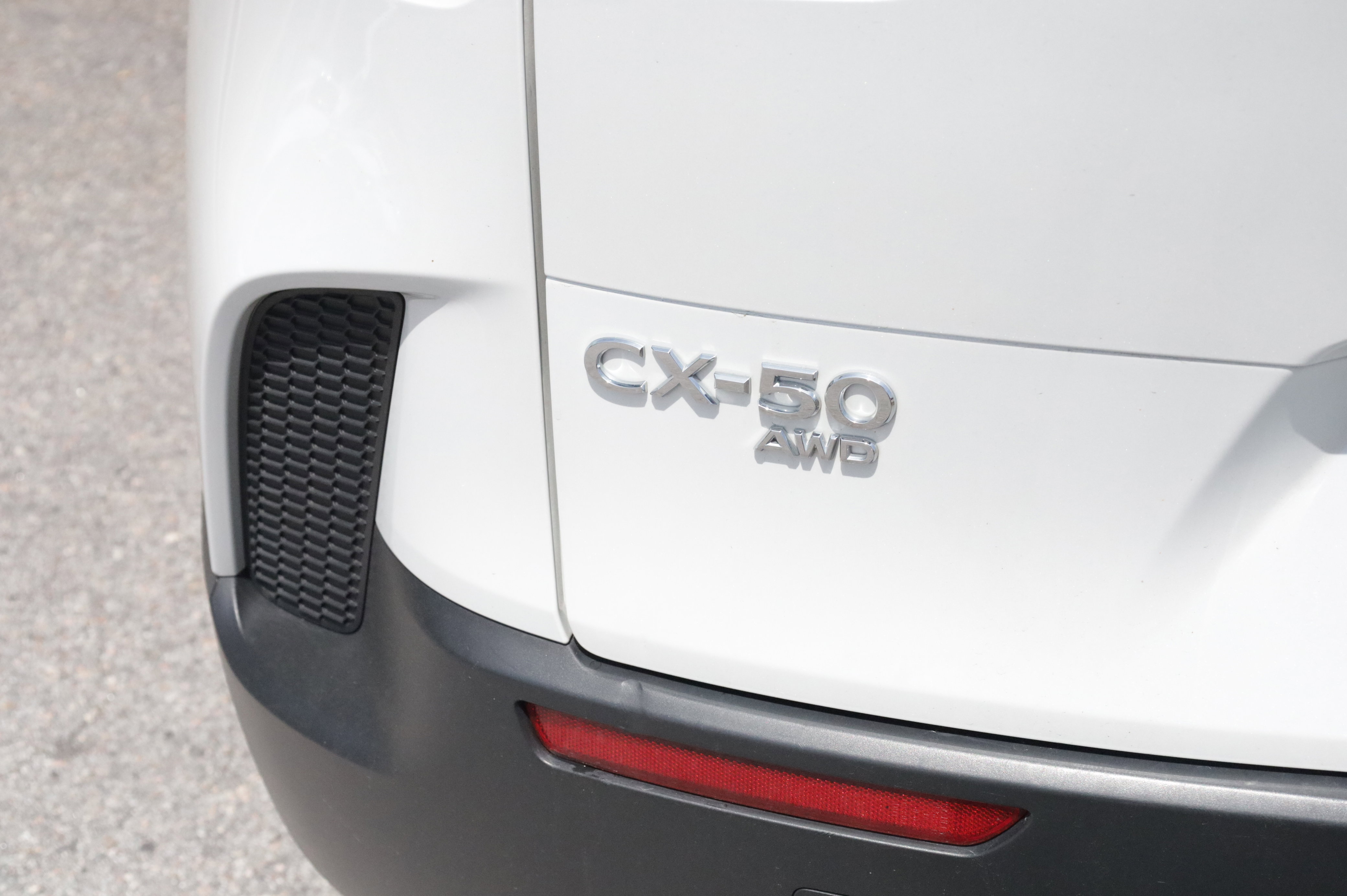 Used 2024 MAZDA CX-50 AWD 2.5 S w/ Preferred Package image 16