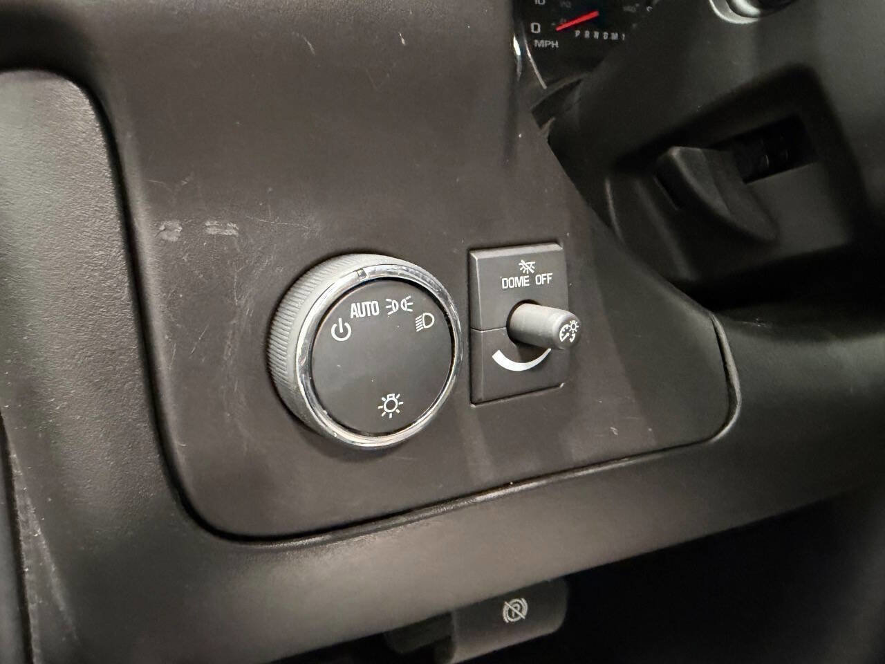 Used 2021 Chevrolet Express 3500 Extended w/ Driver Convenience Package RWD image 16