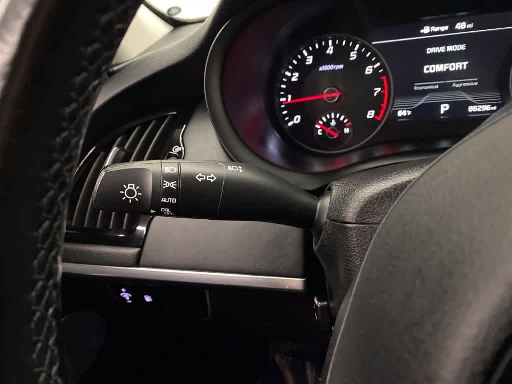 Used 2018 Kia Stinger Premium AWD/4WD image 21