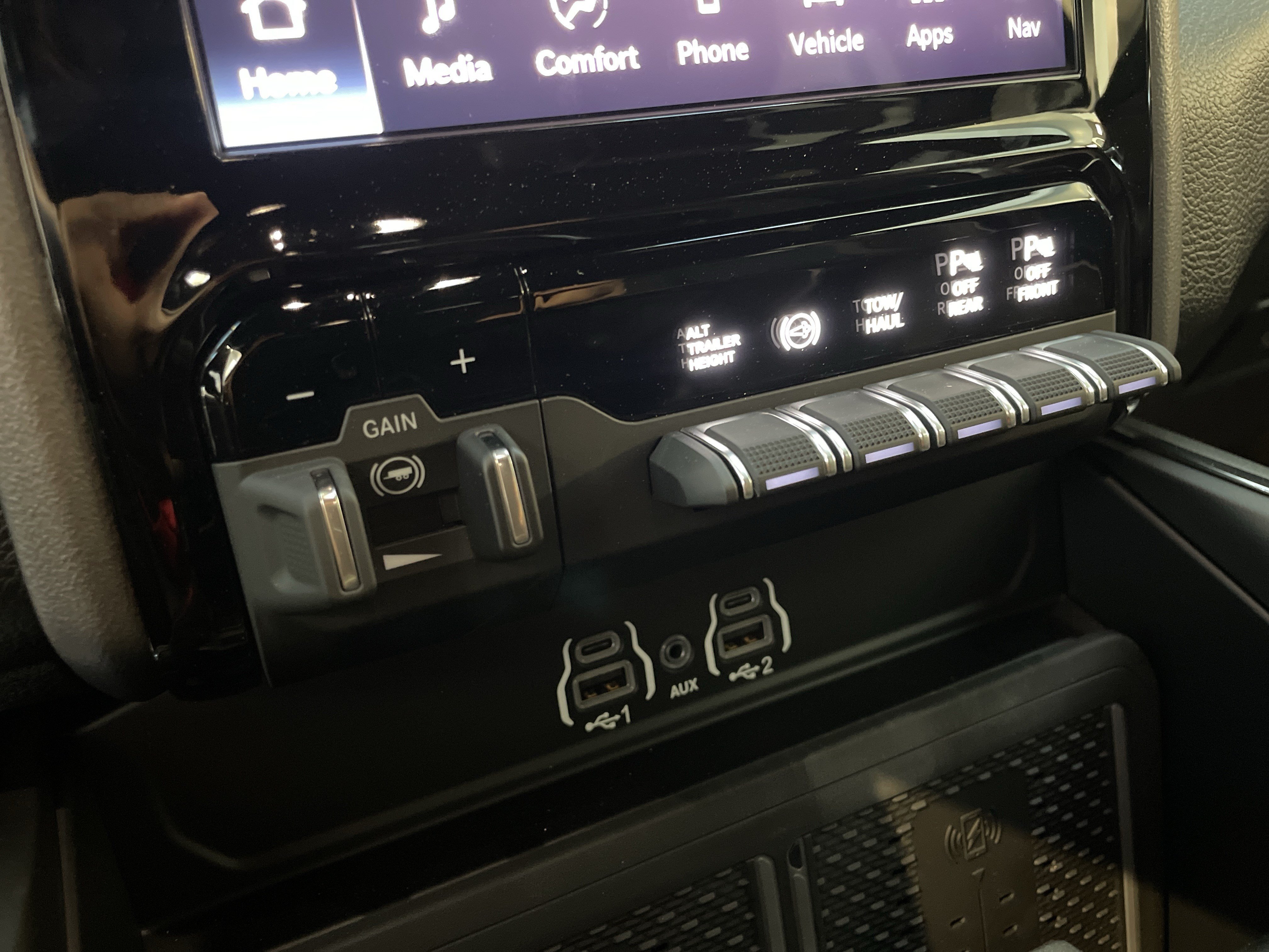 New 2026 RAM 3500 Laramie w/ Max Tow Package AWD/4WD image 30