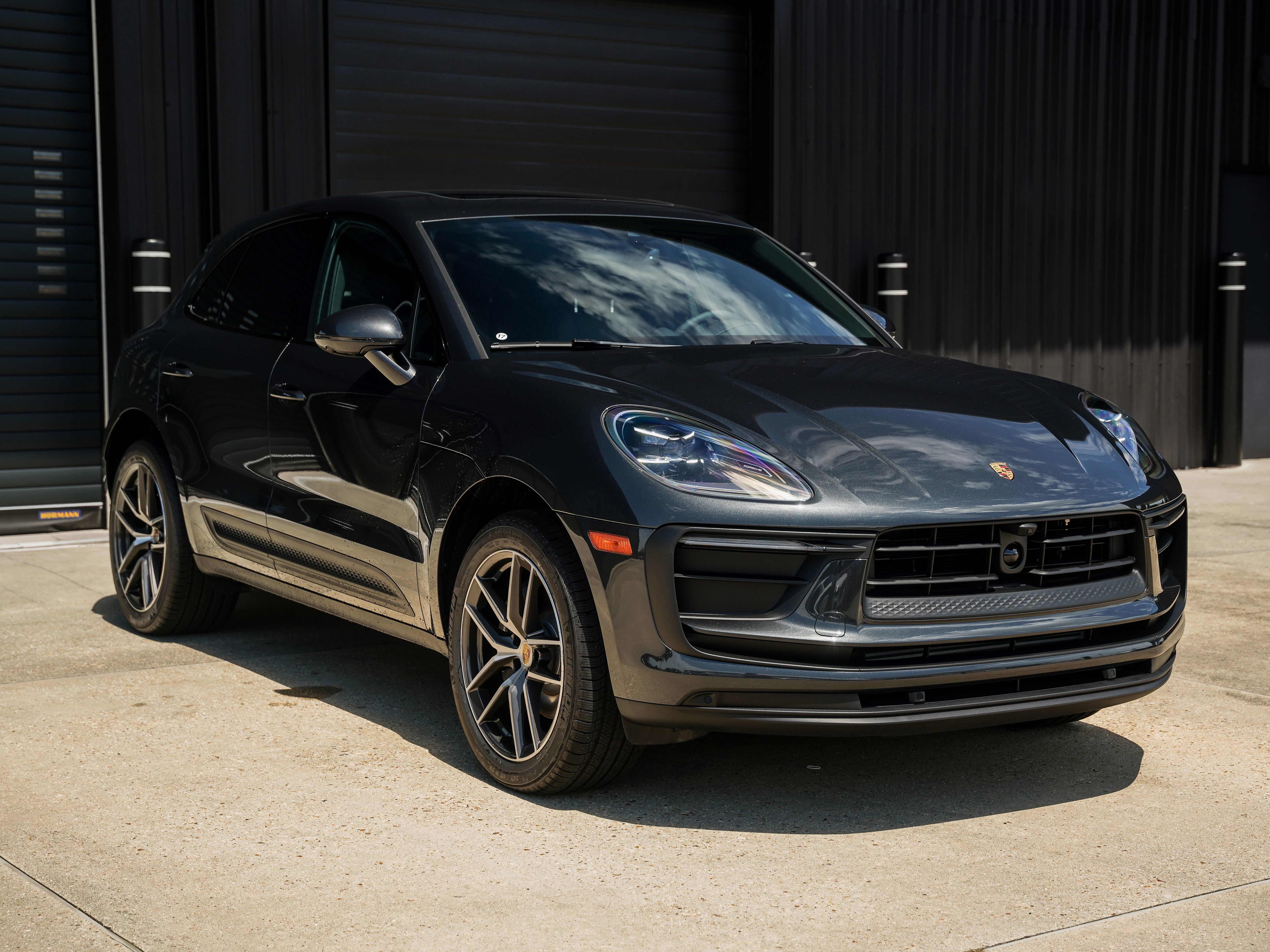 New 2026 Porsche Macan image 7