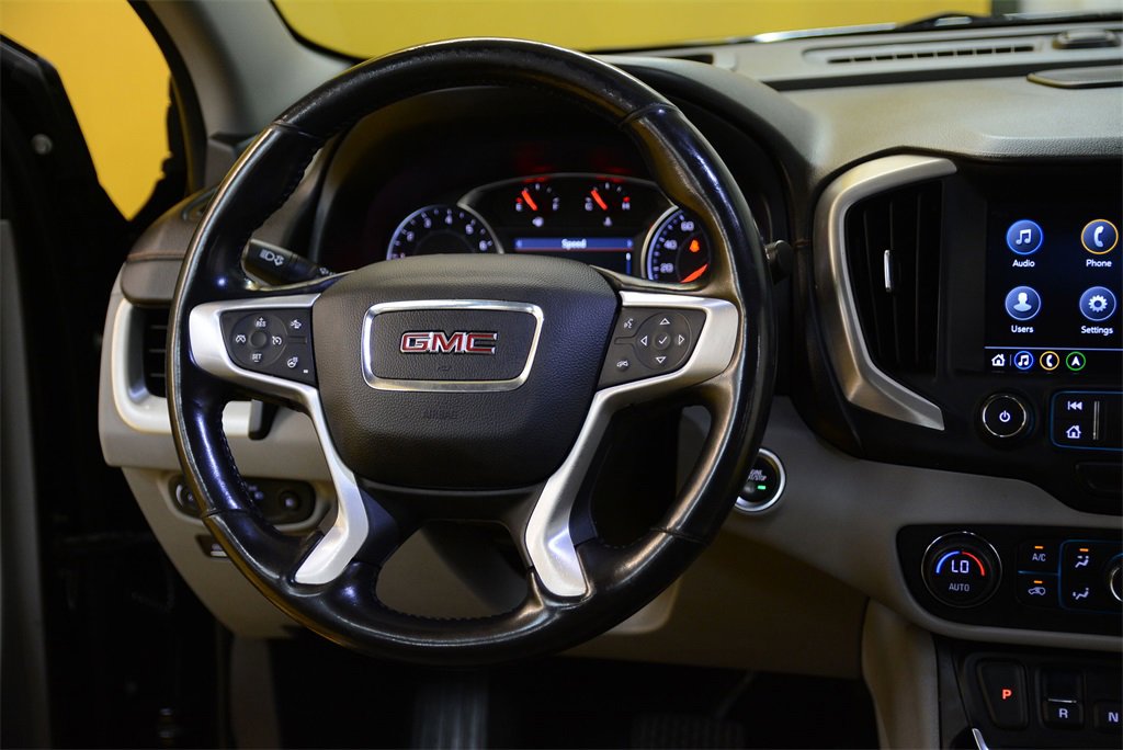 Used 2020 GMC Terrain SLT w/ Preferred Package image 16