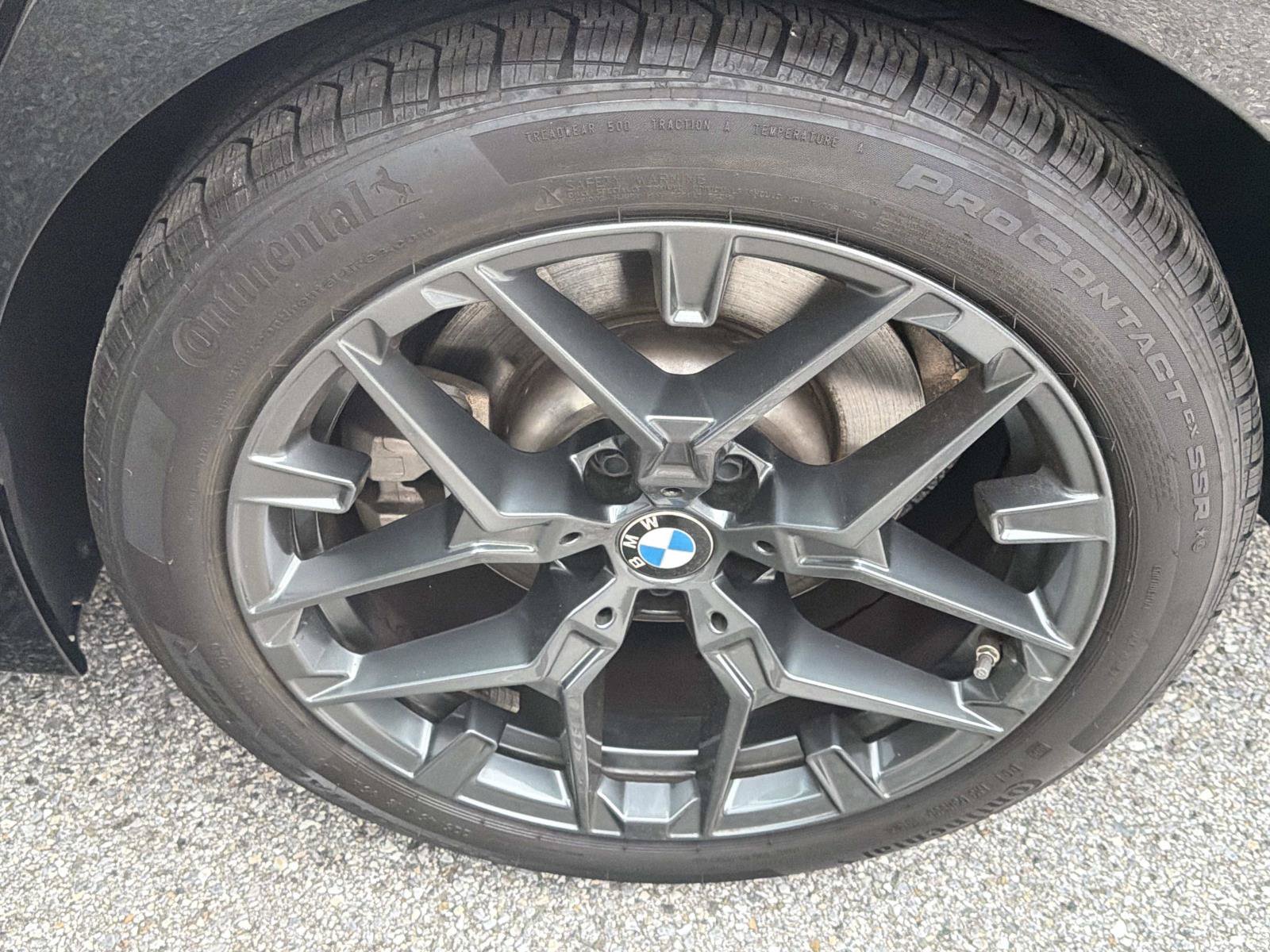 Certified 2025 BMW 330i Sedan RWD image 11