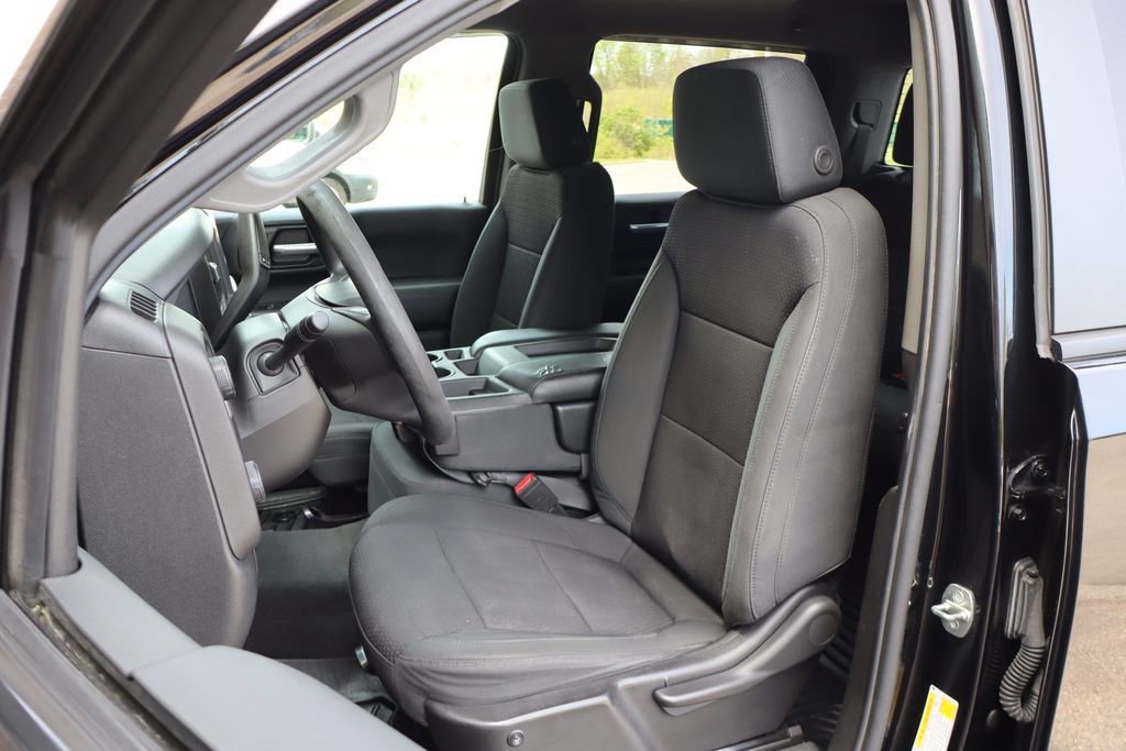 Used 2020 Chevrolet Silverado 1500 Custom Trail Boss w/ Custom Convenience Package AWD/4WD image 14