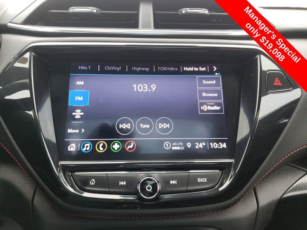 Used 2022 Chevrolet TrailBlazer RS w/ Sun and Liftgate Package image 19