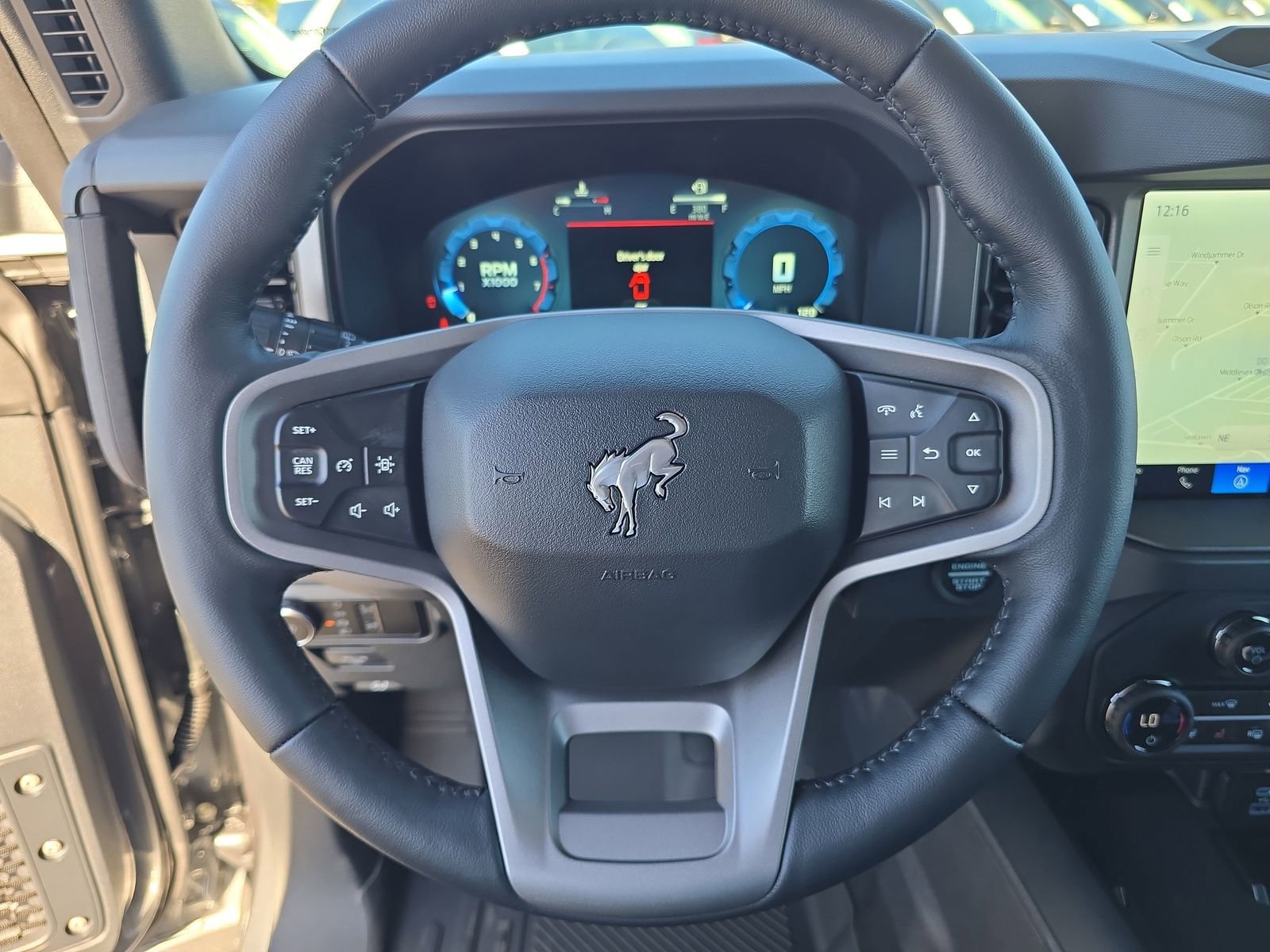 New 2025 Ford Bronco Badlands w/ Sasquatch Package AWD/4WD image 23