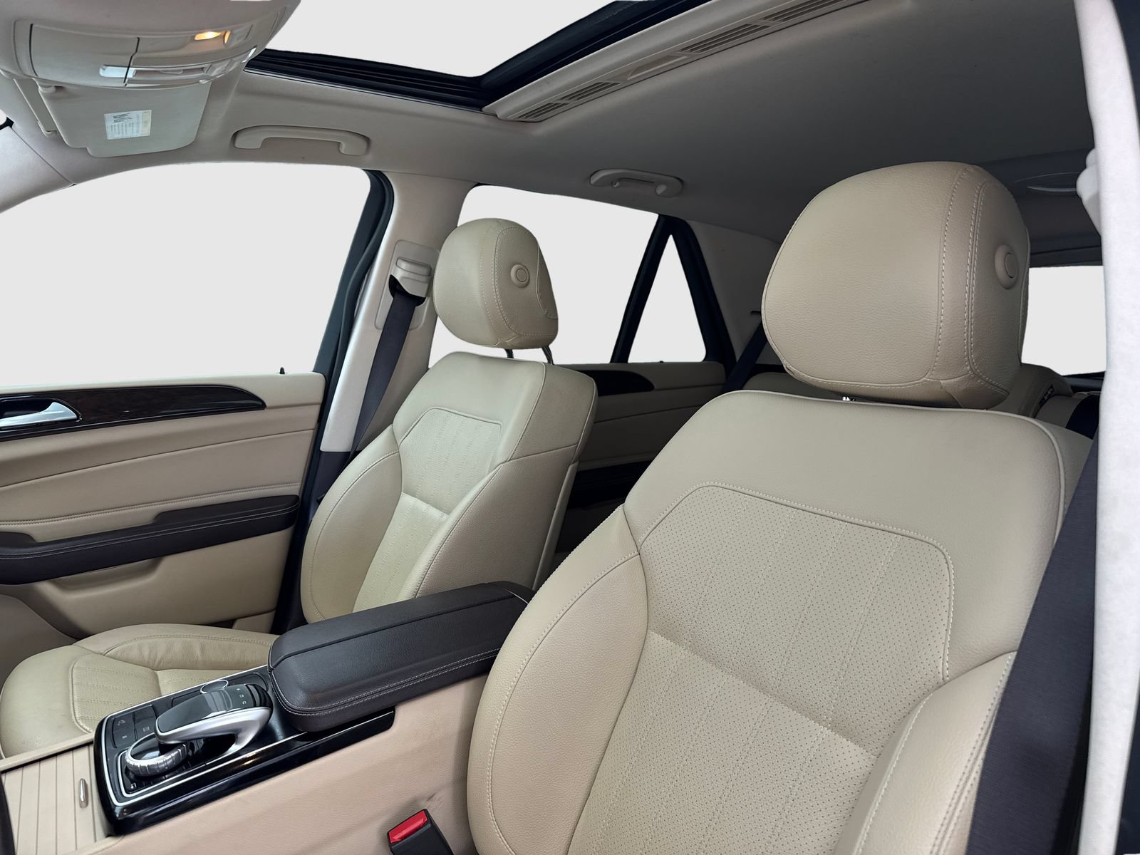 Used 2016 Mercedes-Benz GLE 350 4MATIC w/ Premium Package image 15