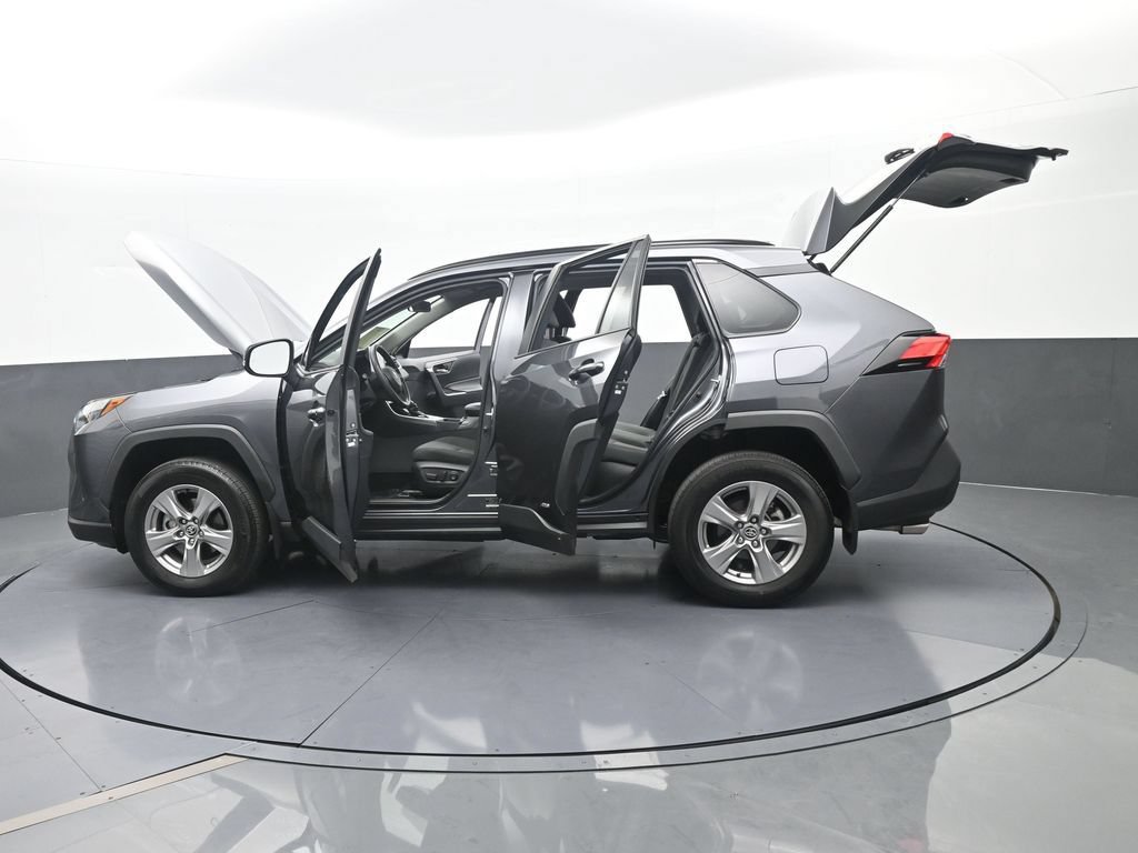 Used 2024 Toyota RAV4 XLE AWD/4WD image 67
