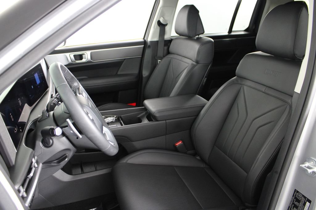 Certified 2025 Hyundai Santa Fe XRT image 19