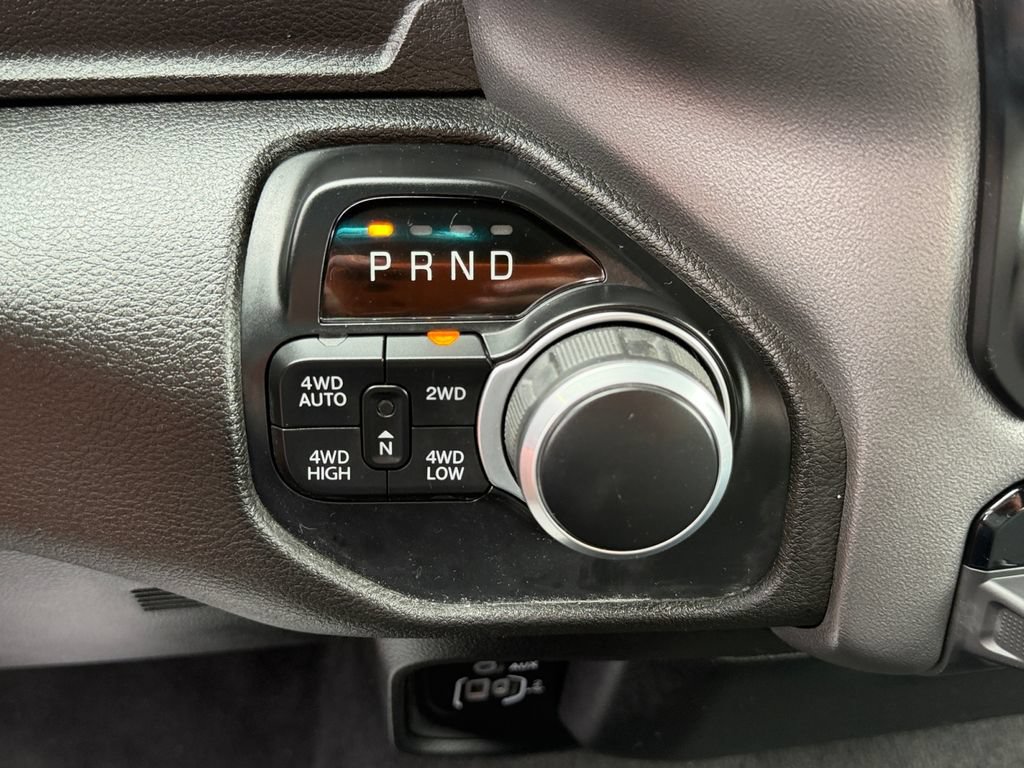 Used 2021 RAM 1500 Big Horn w/ Level 1 Safety Group AWD/4WD image 21