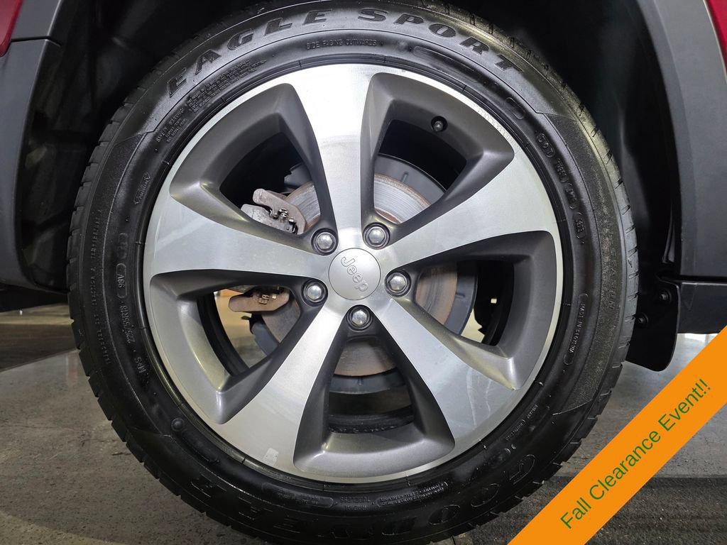 Used 2020 Jeep Cherokee Limited FWD image 27