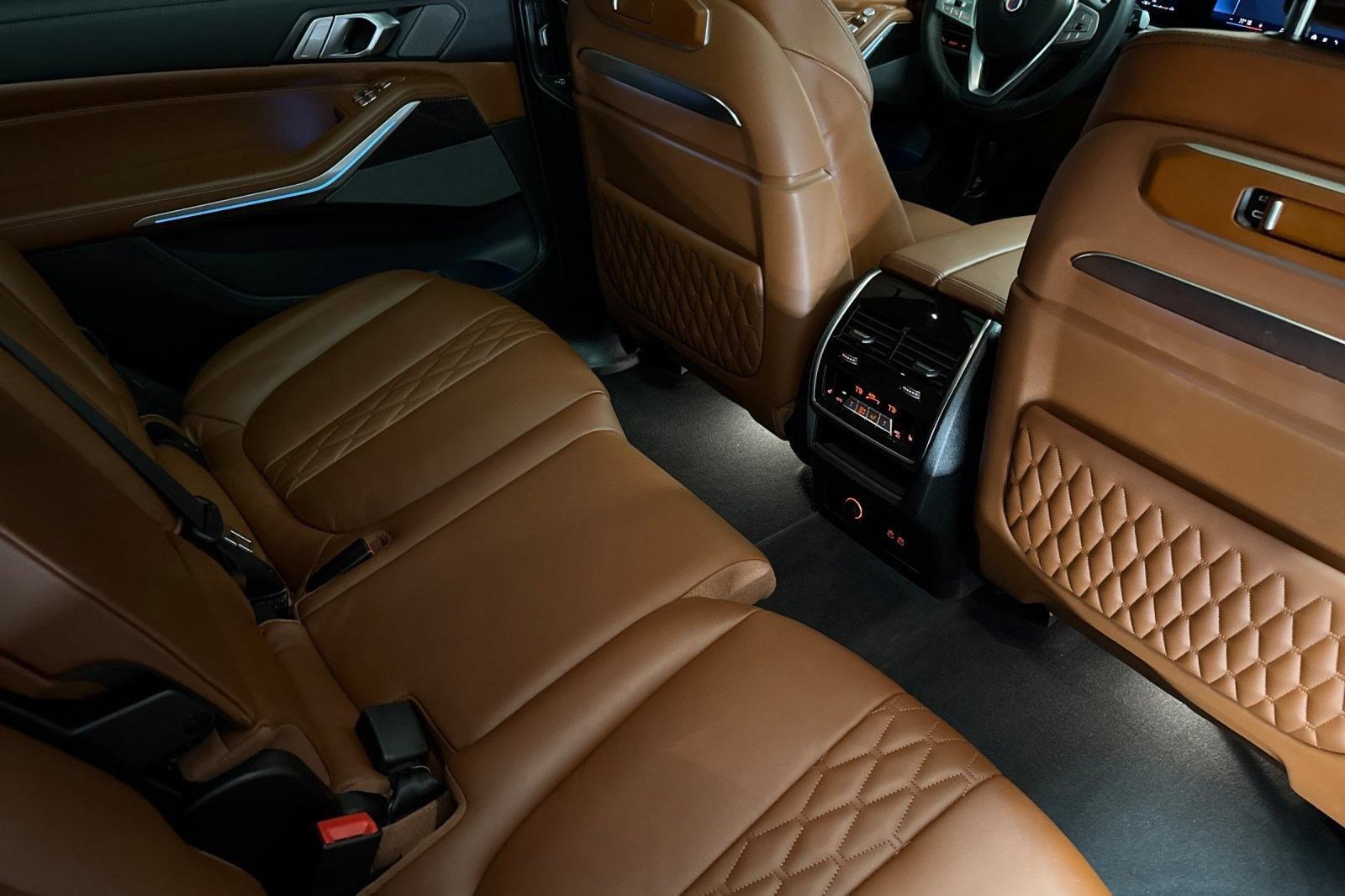 Used 2024 BMW ALPINA XB7 ALPINA XB7 image 30