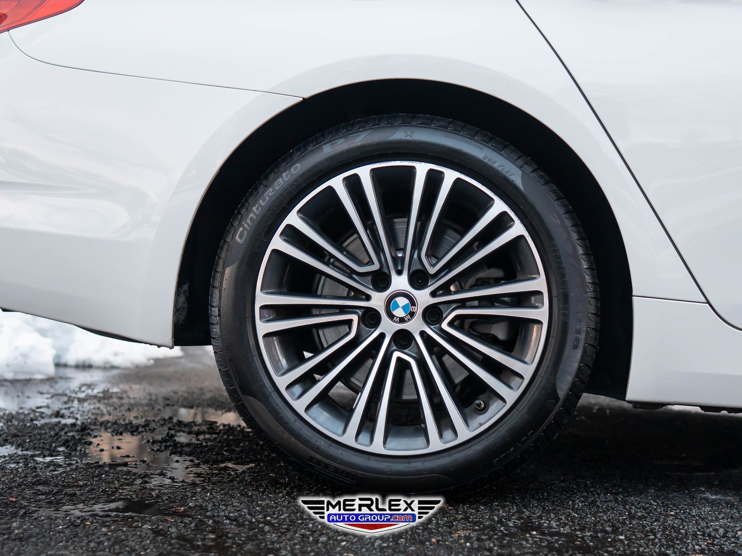 Used 2019 BMW 530i w/ Convenience Package RWD image 11